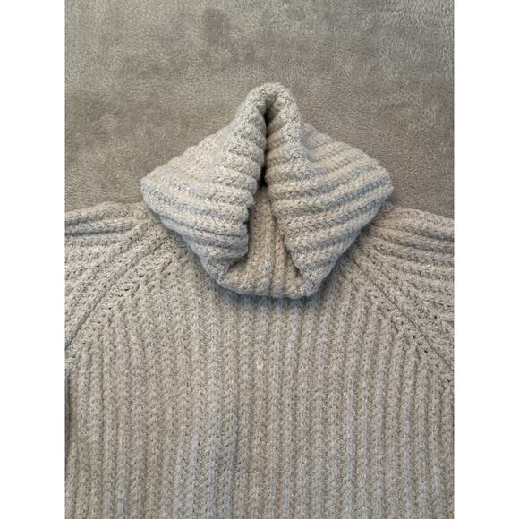 L’Academia Revolve Idriya Cropped Tunnel Funnel Neck Chunky Sweater S Grey - Picture 4 of 14